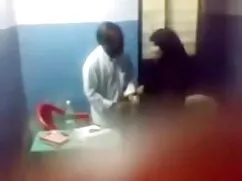 Pornó videó férfi fa ...