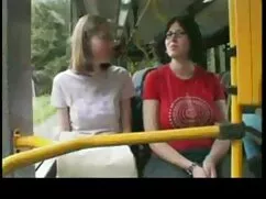 A fickó pornó videó  ...