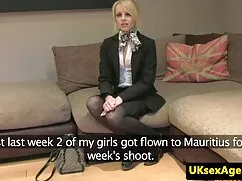 Pár pornó videók kez ...